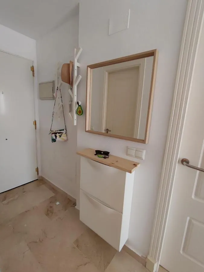 Apartamento con gran terraza a 50 m de la playa San Luis de Sabinillas