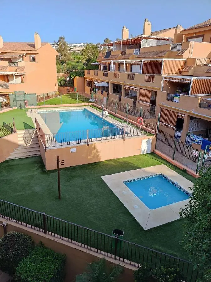 Apartamento con gran terraza a 50 m de la playa San Luis de Sabinillas