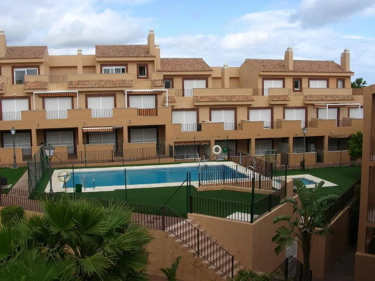 Apartamento con gran terraza a 50 m de la playa San Luis de Sabinillas 0*,  España