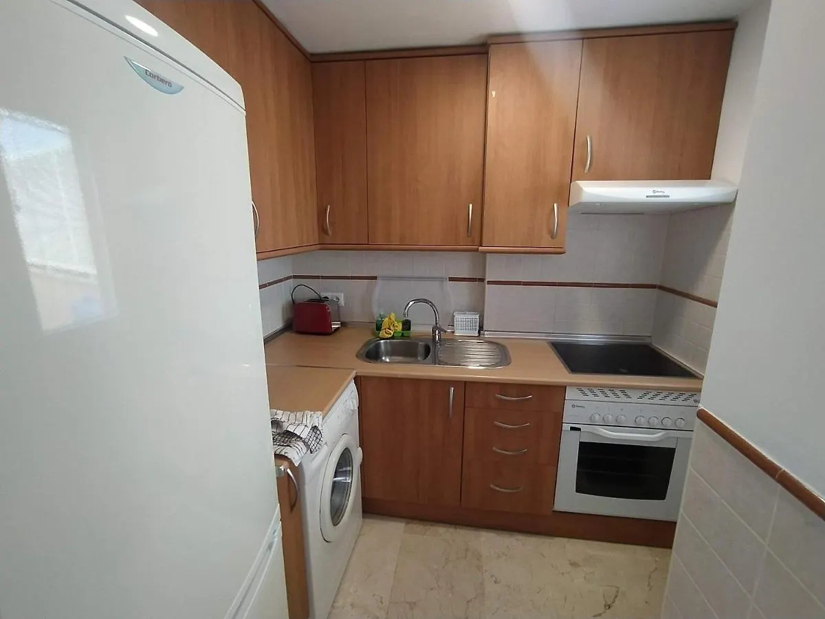 Apartamento con gran terraza a 50 m de la playa San Luis de Sabinillas